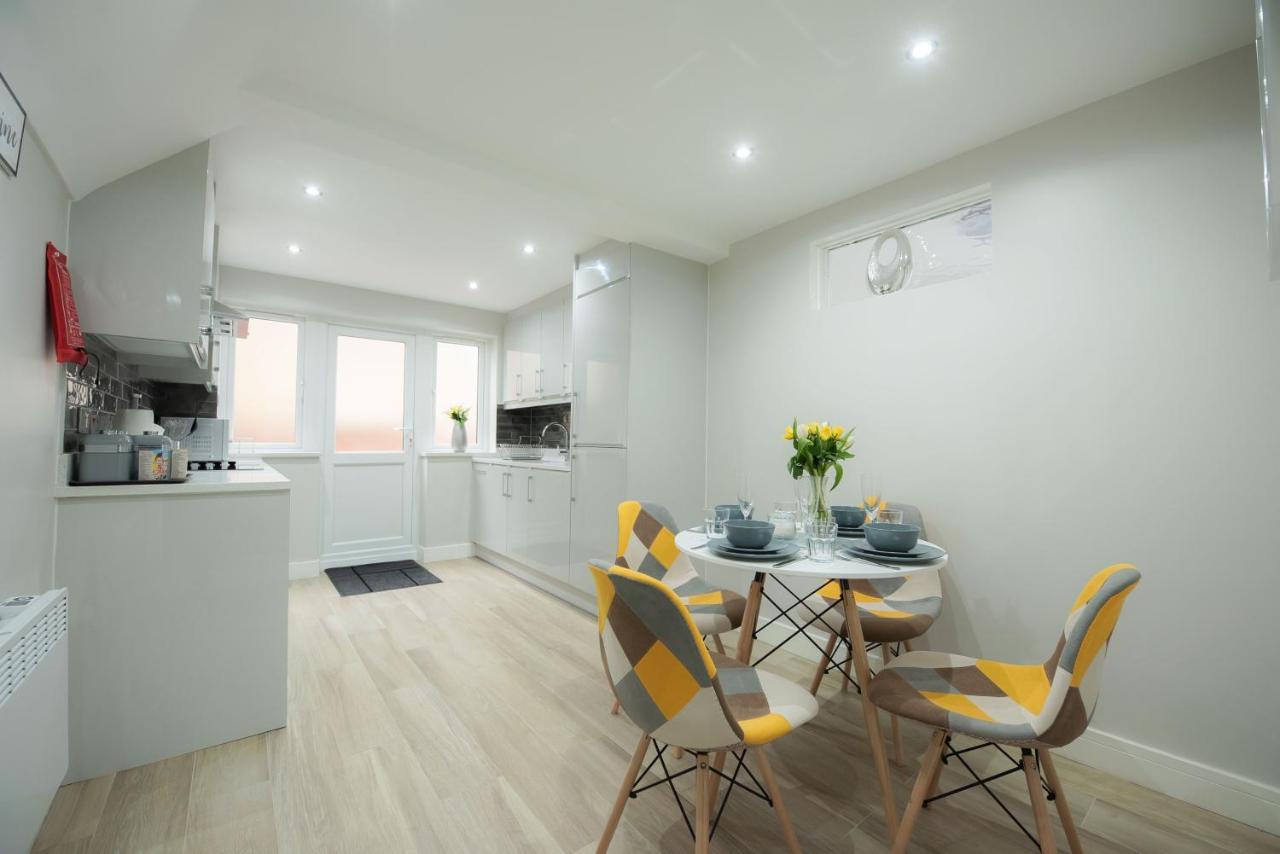 Laurel House Apartment Reading Luaran gambar