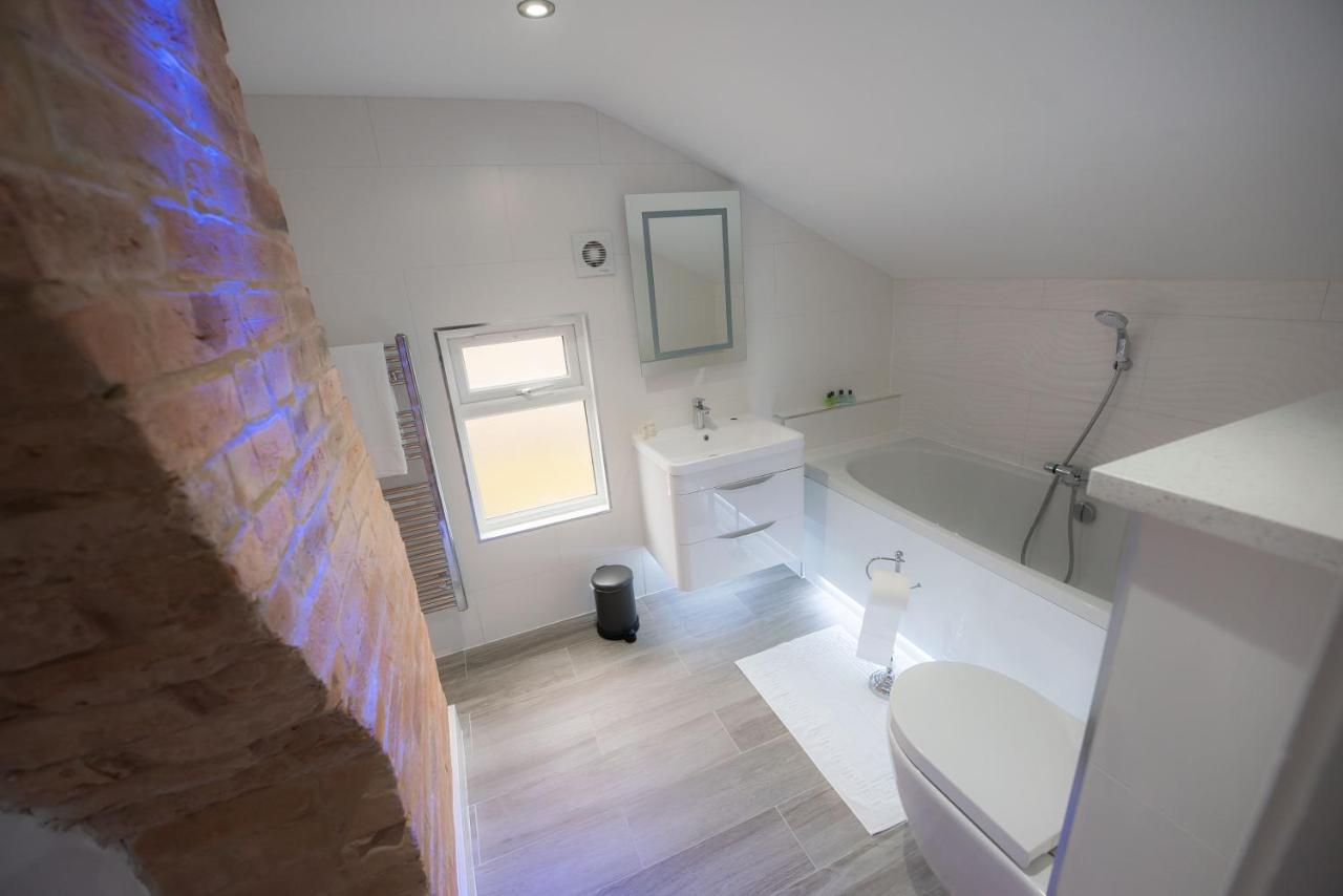 Laurel House Apartment Reading Luaran gambar