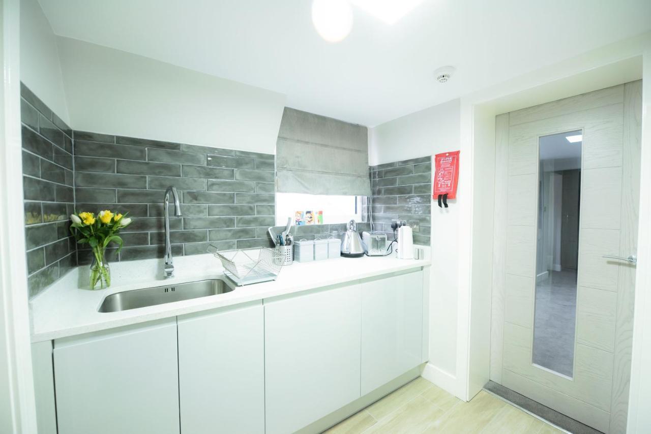 Laurel House Apartment Reading Luaran gambar