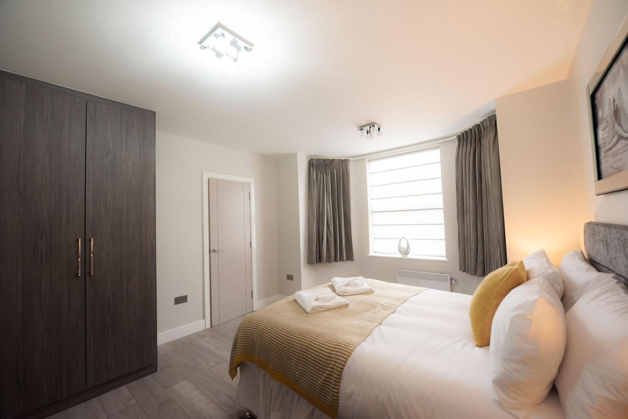 Laurel House Apartment Reading Bilik gambar